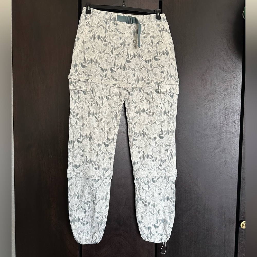 Athleta Trekkie convertible hike pants/ shorts